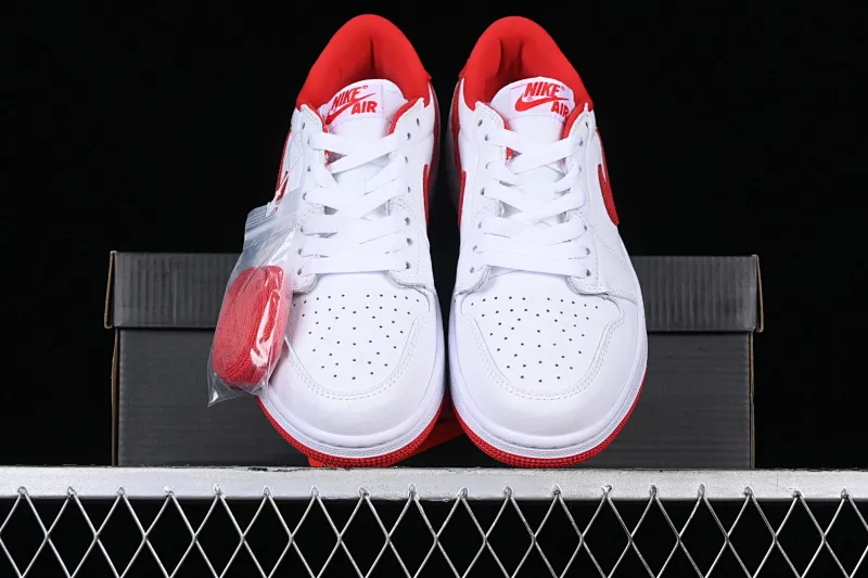 All categories Air Jordan Jordan series basketball shoes Air Jordan 1 Low Z version Air Jordan 1 Low AJ1 Joe 1 silver red low-top cultural casual sneakers CZ0790-161